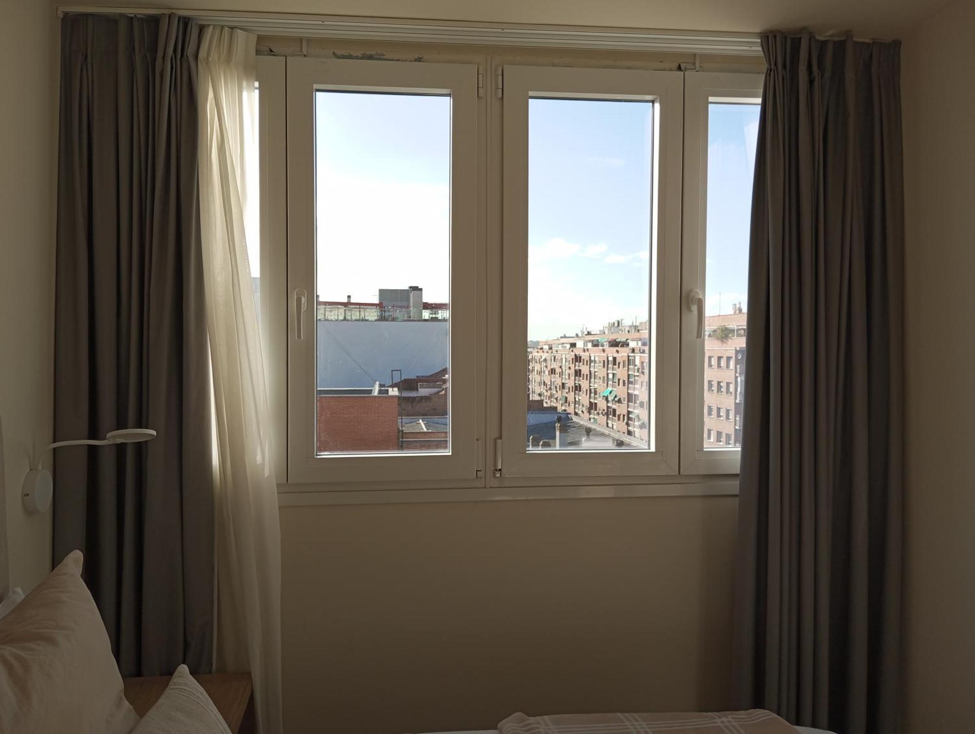 Hostal La Estacion Terrazas Madrid Exterior photo