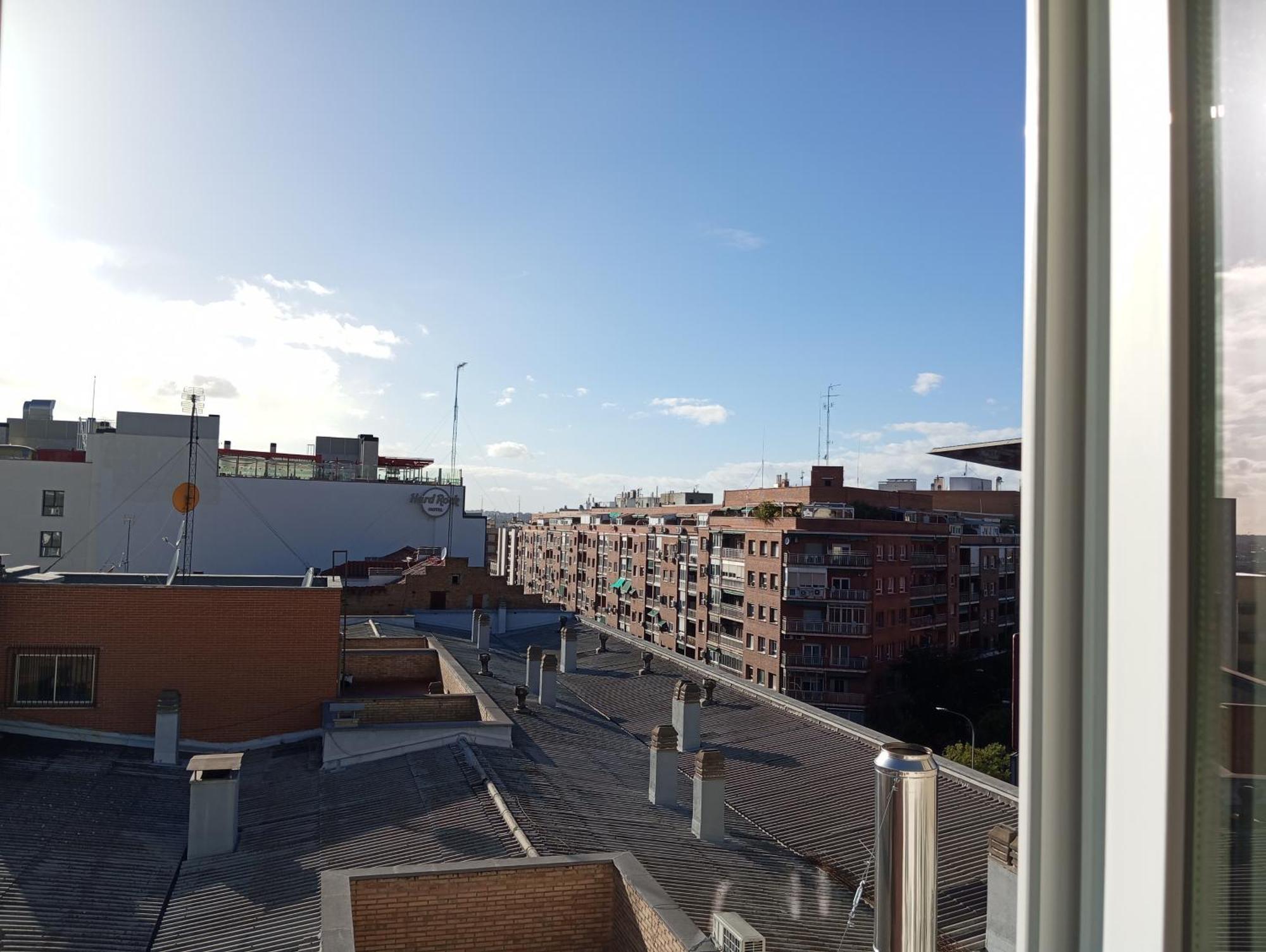 Hostal La Estacion Terrazas Madrid Exterior photo